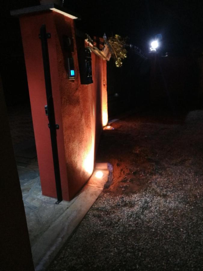 Bed and Breakfast Binario 9 3/4 Villafranca Piemonte Exterior foto